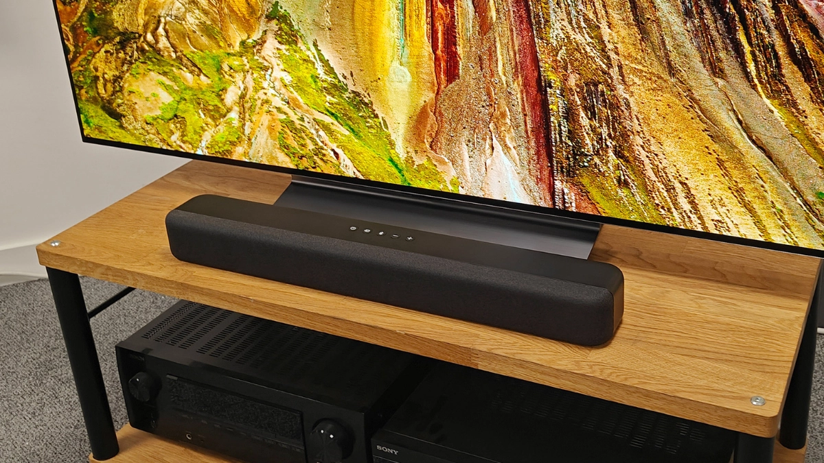 Posisikan soundbar dengan tepat