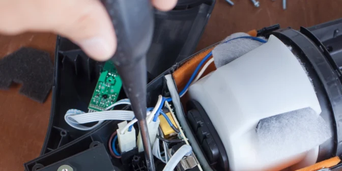 Cara Membersihkan Vacuum Cleaner dengan Benar agar Tetap Awet dan Optimal