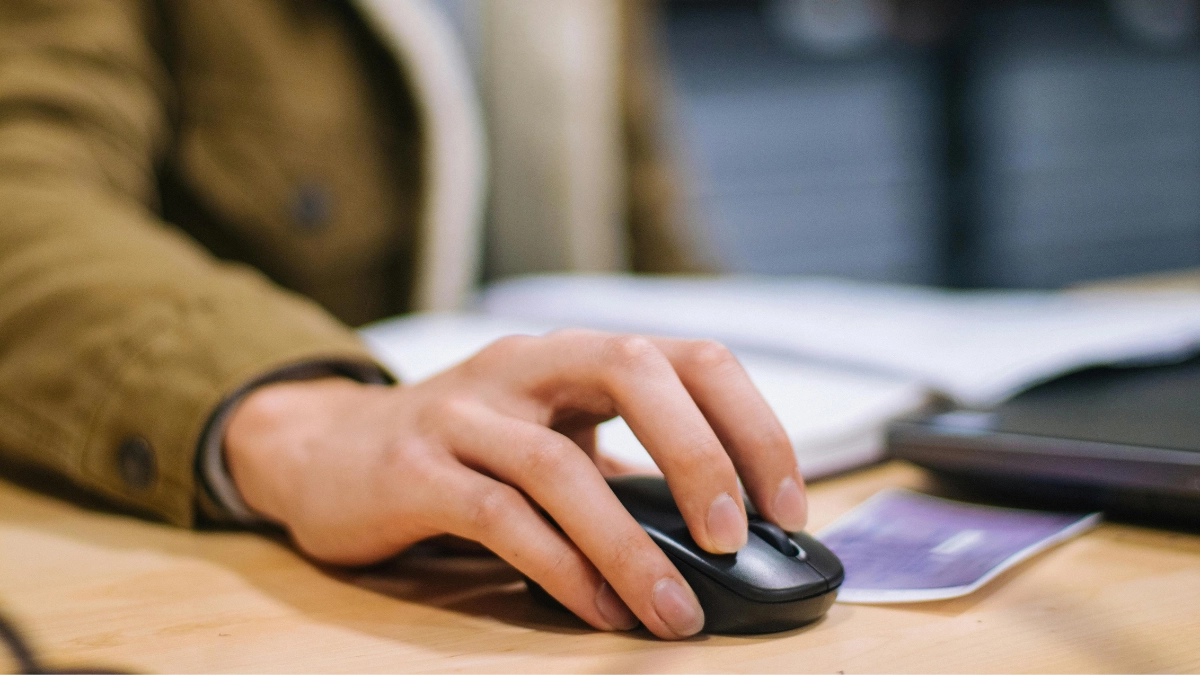 5 Penyebab Mouse Wireless Nyala Tapi Tidak Bergerak dan Solusinya