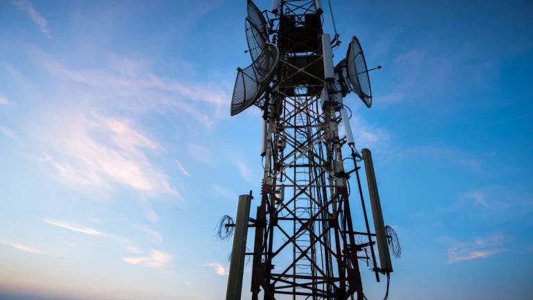 cara kerja antena microwave - Narmadi.co.id