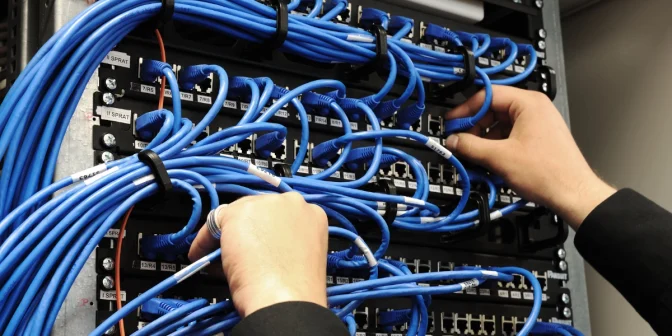 Server: Definisi, Jenis, hingga Regulasinya di Indonesia