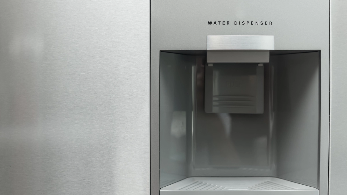 Kenali Smart Water Dispenser dan Regulasinya di Indonesia