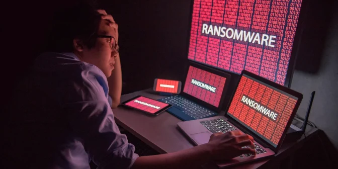Fungsi Firewall pada Jaringan: Bukan Sekadar Penghalang, Tapi Penjaga Gerbang Digital