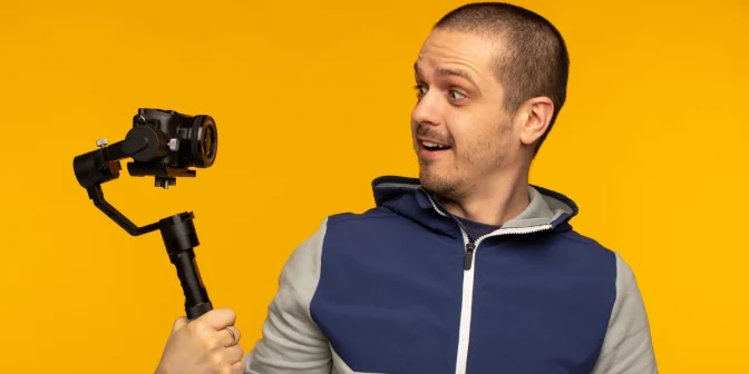 Menggunakan Gimbal Stabilizer: Biar Video Enggak Goyang Lagi