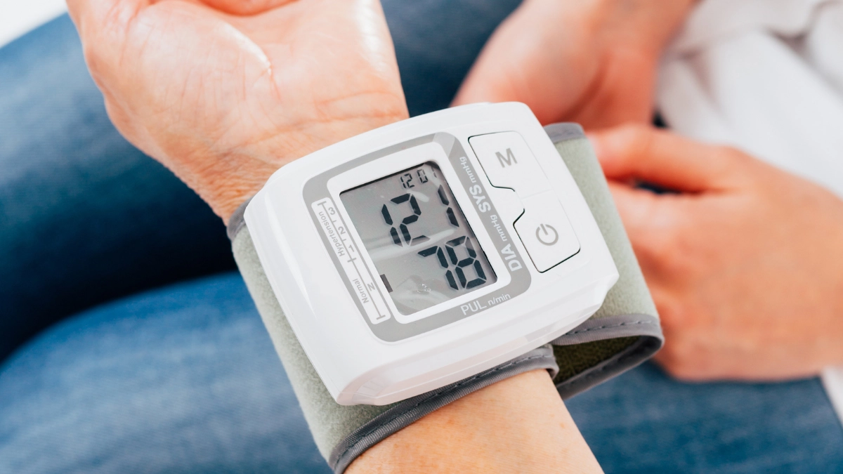 tensimeter pergelangan tangan - Narmadi.co.id