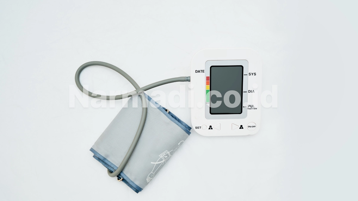 memilih tensimeter digital