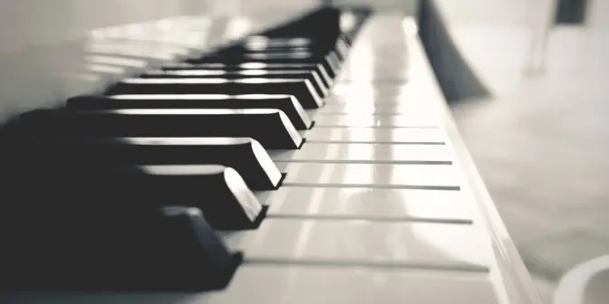 Fitur Digital Piano yang Perlu Anda Tahu Sebelum Membeli