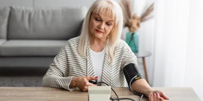 7 Tips Memilih Tensimeter Digital untuk Penggunaan di Rumah