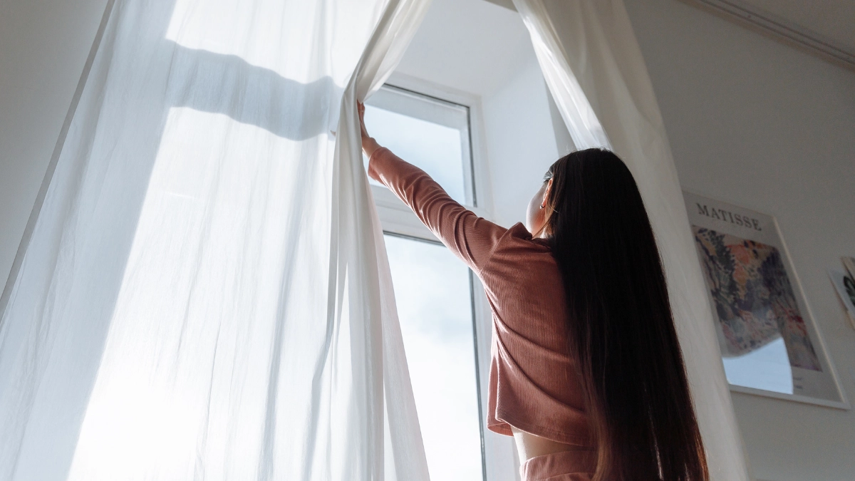 7 Keuntungan Smart Curtain