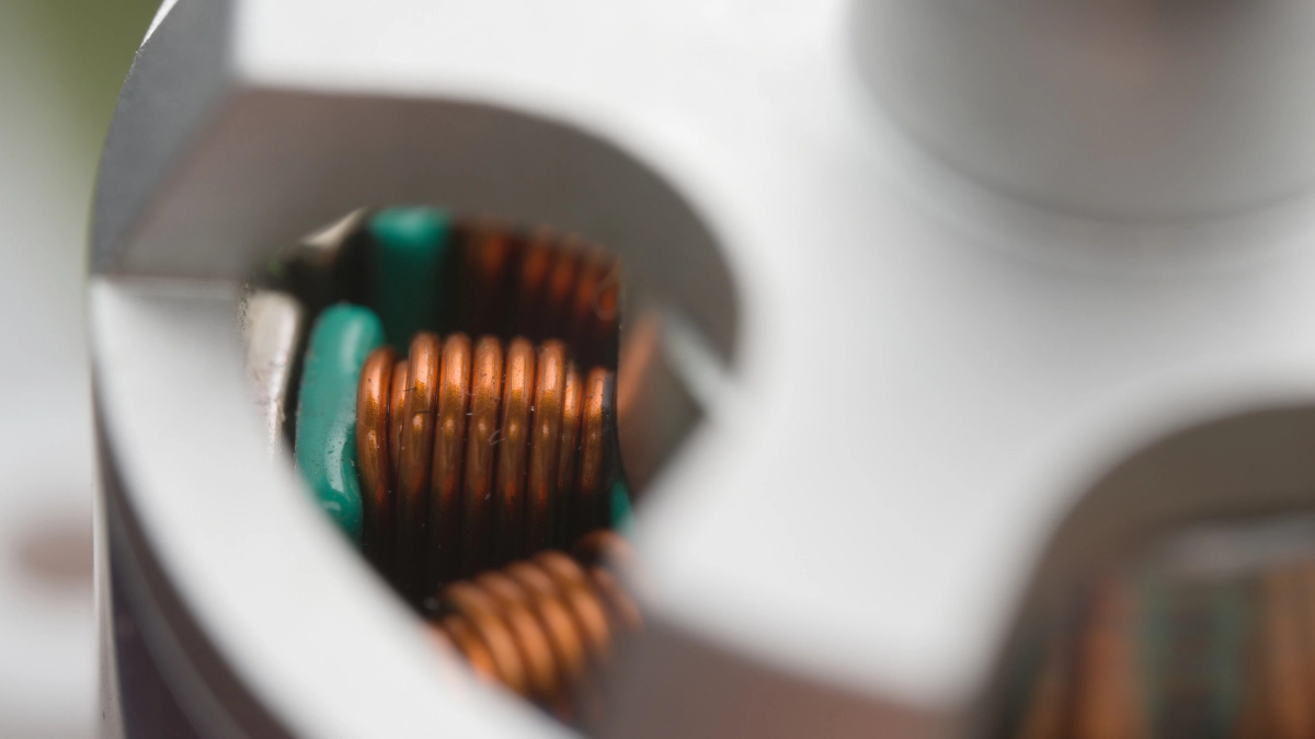 Mesin brushless yang ringan tapi gahar