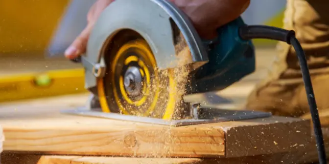 Cara Menggunakan Power Tools dengan Aman dan Efektif di Rumah