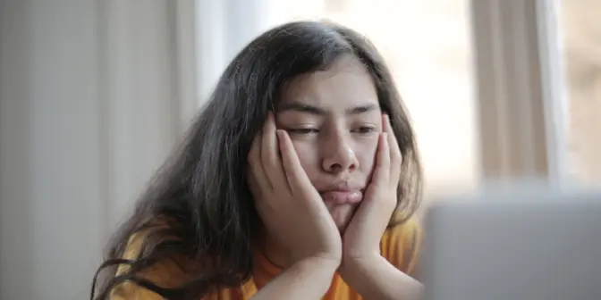 10 Manfaat Kursi Pijat untuk Kesehatan Tubuh dan Pikiran