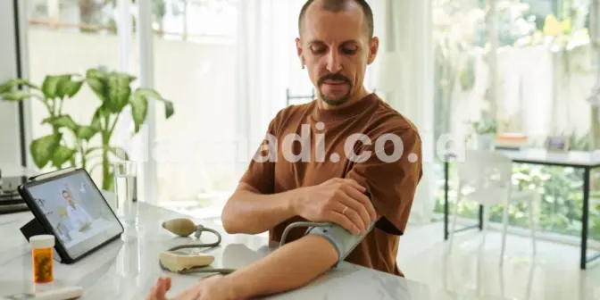 memilih tensimeter digital