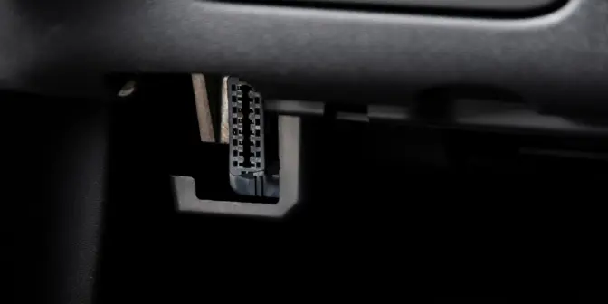 Port OBD2: Lokasi, Fungsi, dan Pentingnya untuk Pemilik Mobil