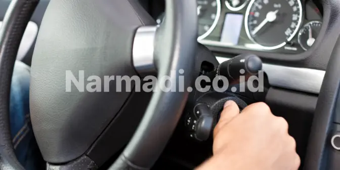 menggunakan obd scanner