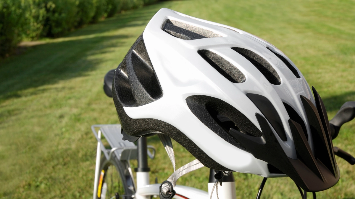 Apa itu Smart Cycling Helmet?