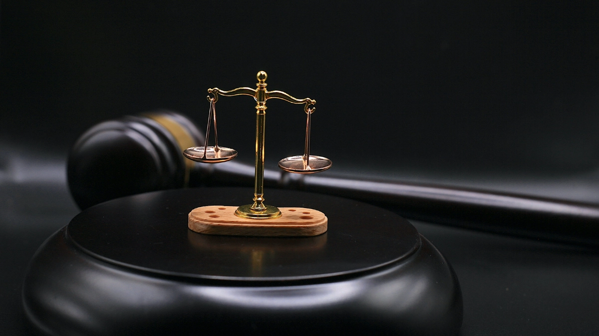 Mesin Jahit: Jenis, Cara Kerja, dan Regulasinya di Indonesia