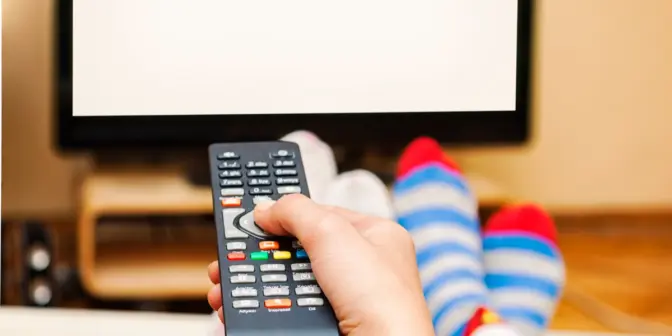 Fungsi Set Top Box: Lebih dari Sekadar Alat Nonton TV Digital