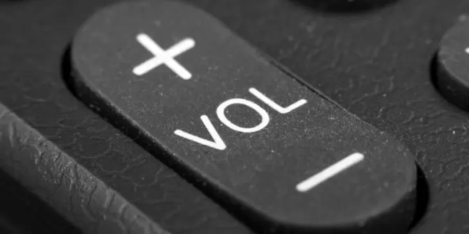 5 Fitur Wireless Presentation Remote yang Membuat Presentasi Lebih Profesional