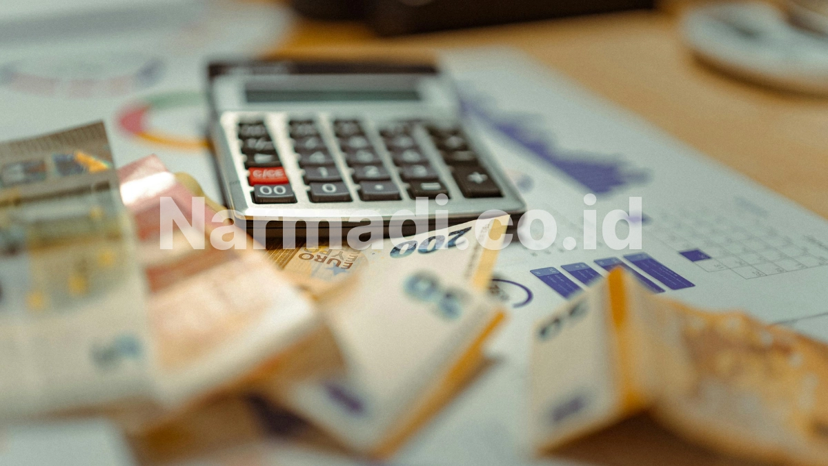 Perbedaan Harga Smart Clock dan Smartwatch