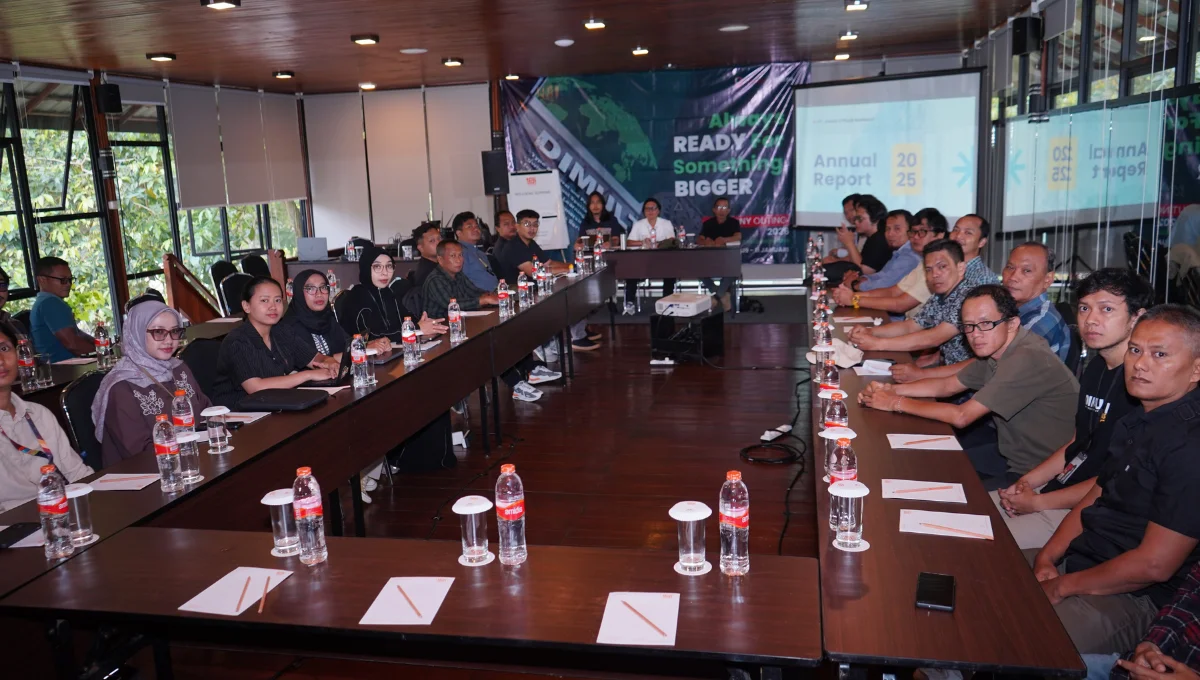 Suasana meeting tahunan 2025 Dimulti Indonesia.